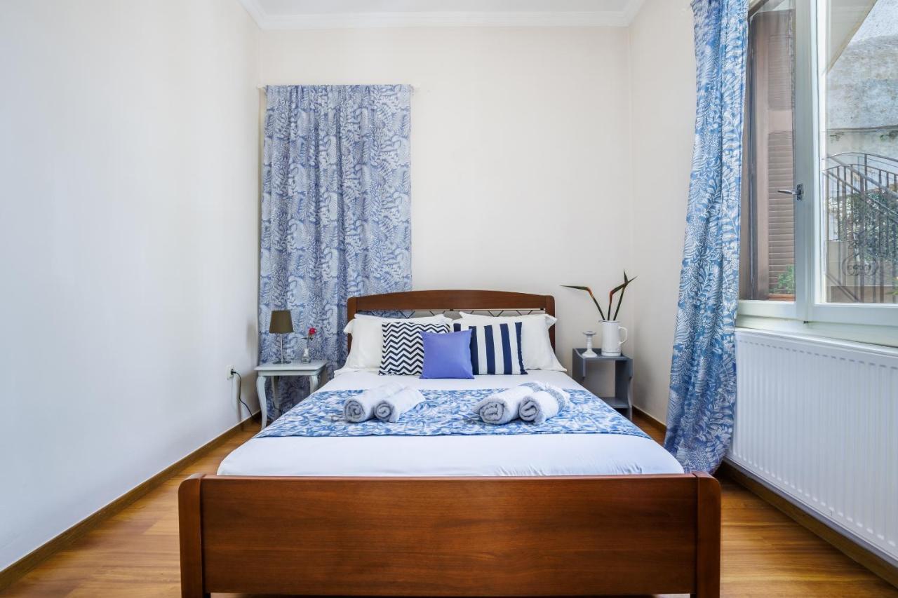 Petradi Town Apartment Skopelos Town Bagian luar foto