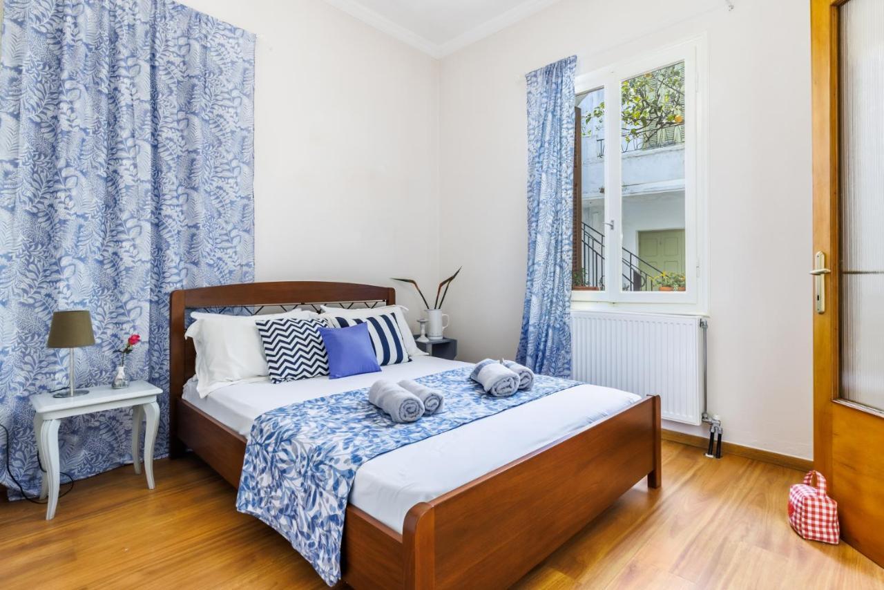 Petradi Town Apartment Skopelos Town Bagian luar foto